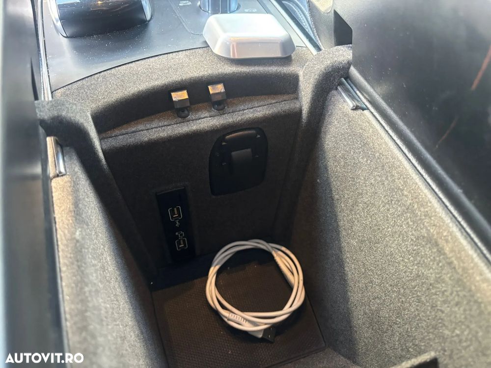 Mercedes-Benz GLS - 30