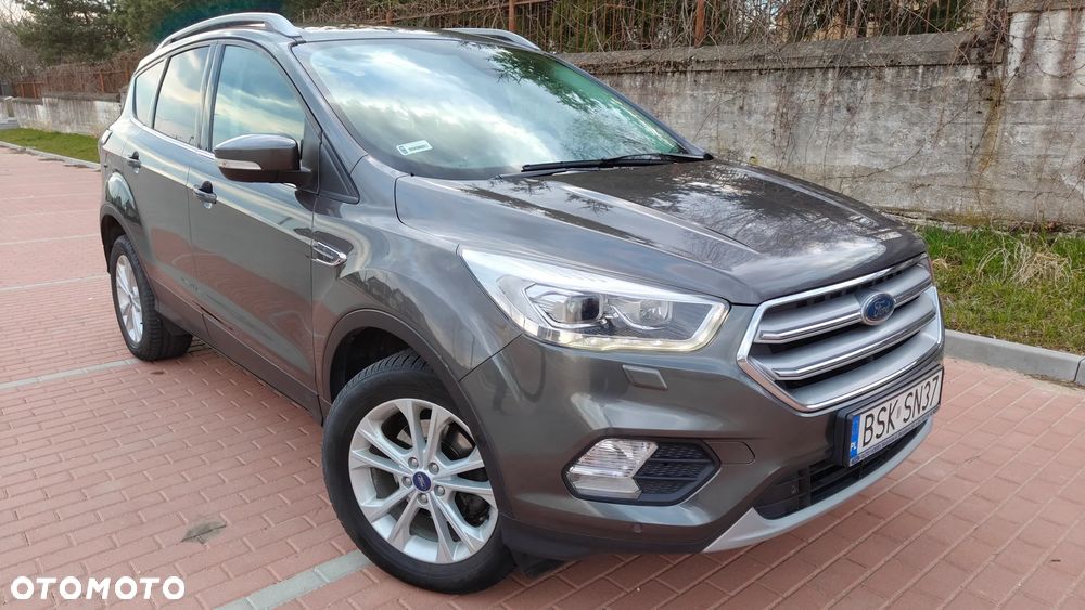 Ford Kuga - 26