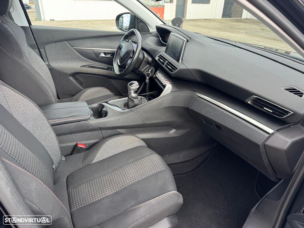 Peugeot 3008 1.5 BlueHDi Allure - 10