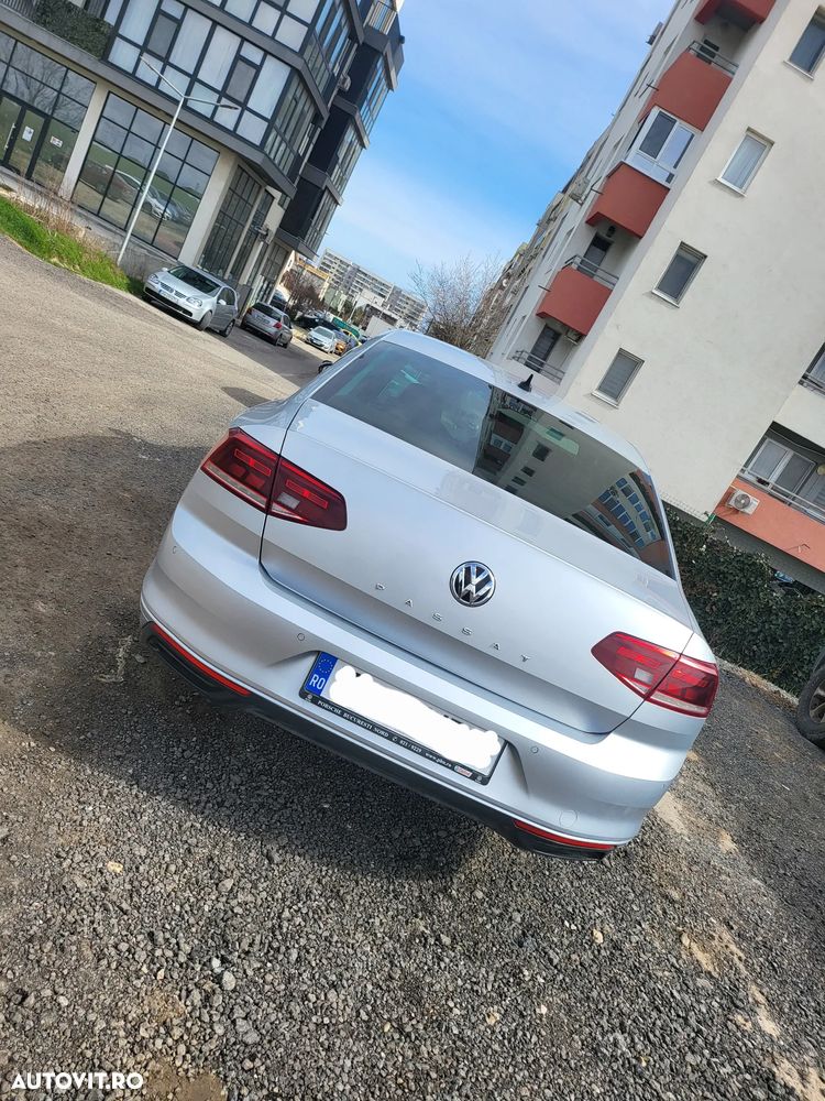 Volkswagen Passat - 6