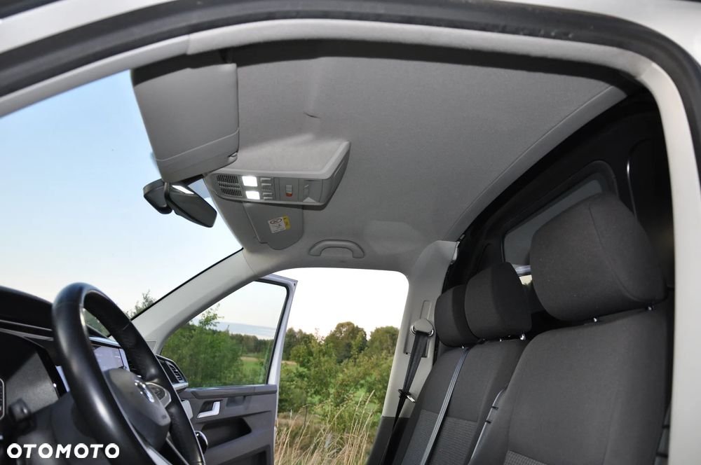Volkswagen T6.1 - 24