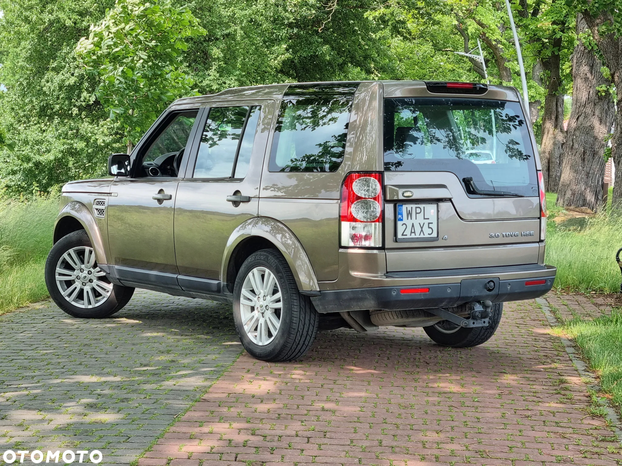 Land Rover Discovery IV 3.0D V6 HSE - 34