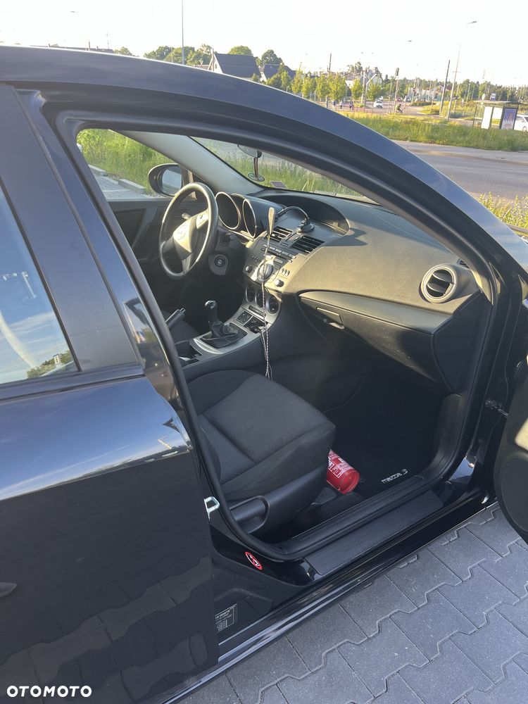 Mazda 3 - 5