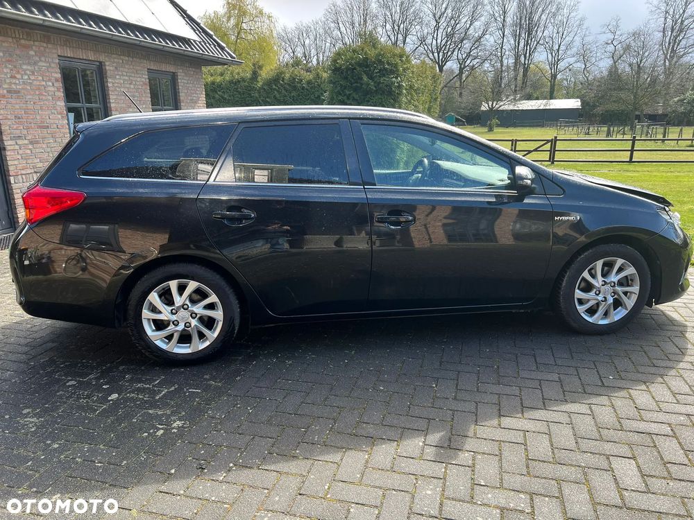 Toyota Auris 1.8 VVT-i Automatik Executive - 26