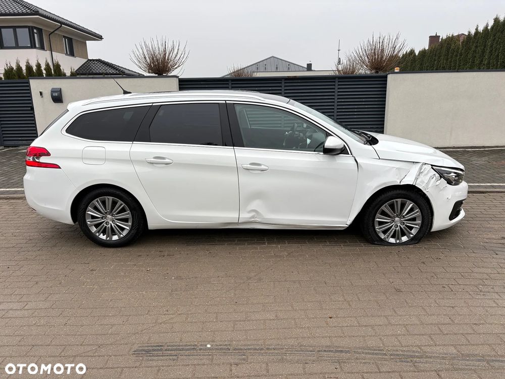 Peugeot 308 BlueHDi FAP 130 Stop & Start Style - 6