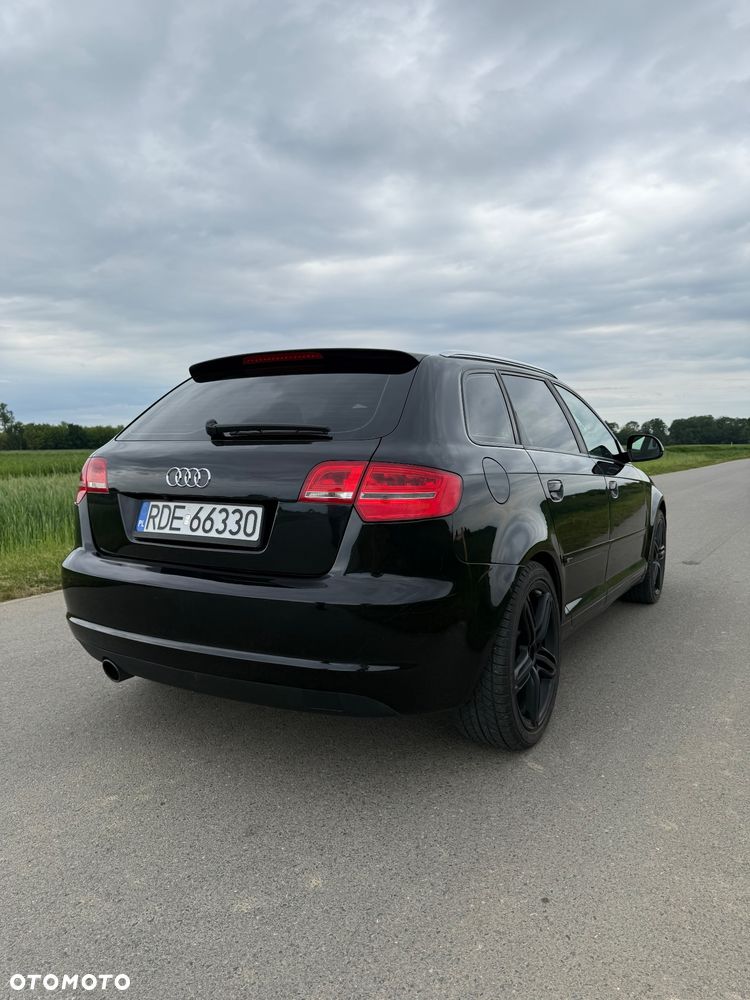 Audi A3 Sportback 2.0 TDI DPF Ambition - 4