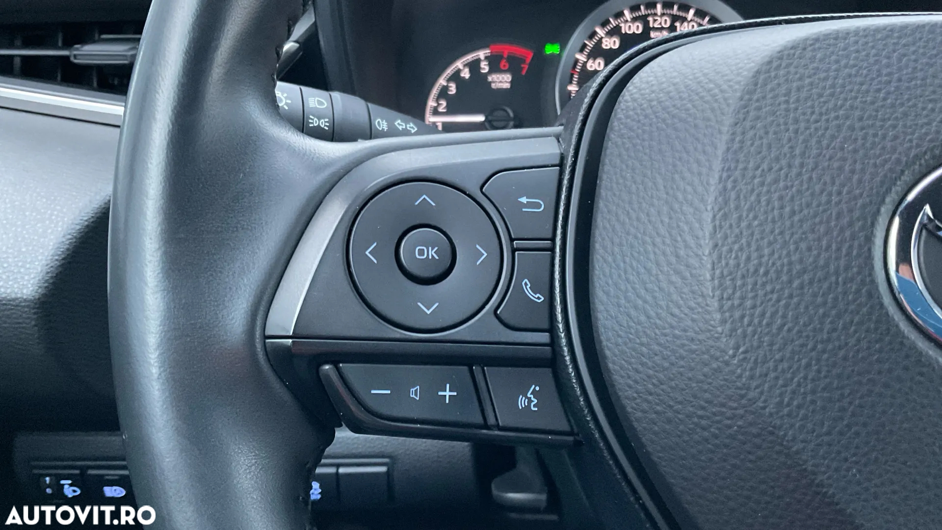 Toyota Corolla 1.8 Hybrid Touring Sports - 25