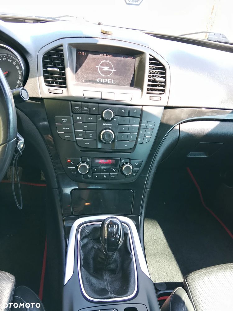 Opel Insignia - 11
