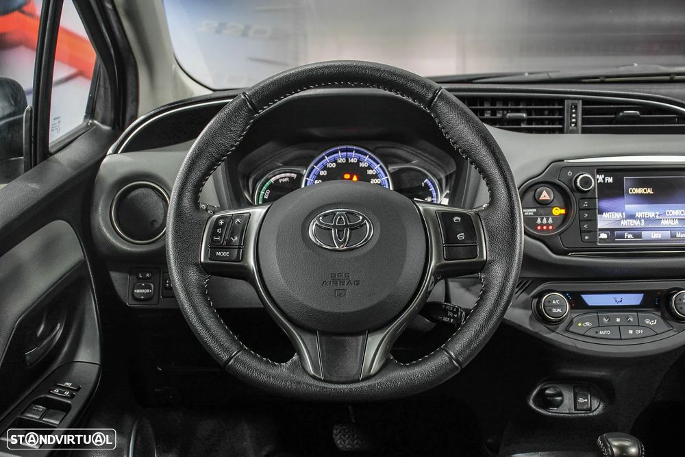 Toyota Yaris 1.5 HSD Sport - 4