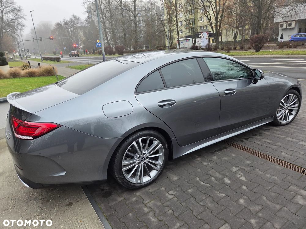 Mercedes-Benz CLS 300 d 4Matic 9G-TRONIC AMG Line - 9