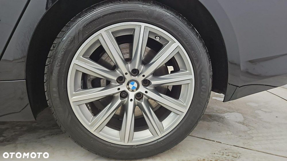 BMW Seria 5 - 26