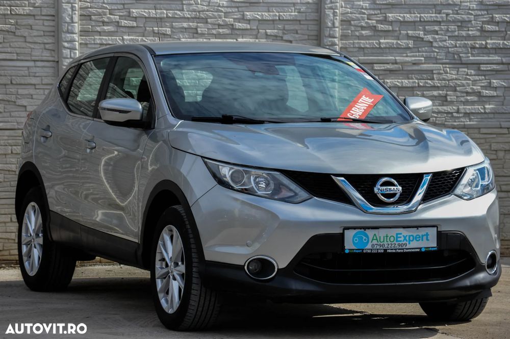 Nissan Qashqai 1.5 DCI N-Connecta - 12