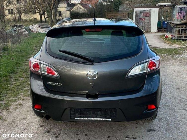 Mazda 3 1.6 CD Exclusive + - 5
