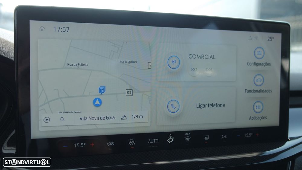 Ford Focus 1.0 EcoBoost ST-Line - 24