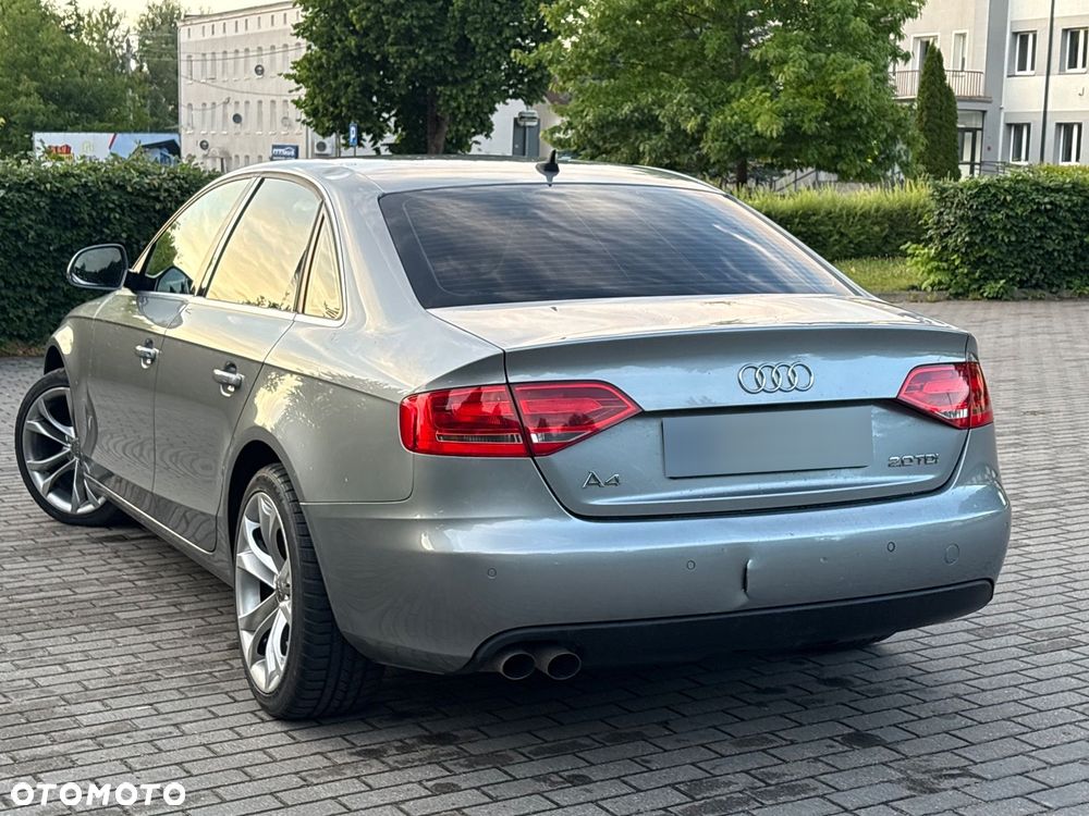 Audi A4 Limousine 2.0 TDI Limited Edition Multitr - 14