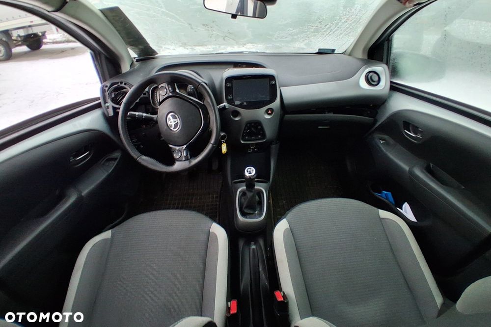 Toyota Aygo 1.0 VVT-i Color Edition - 9