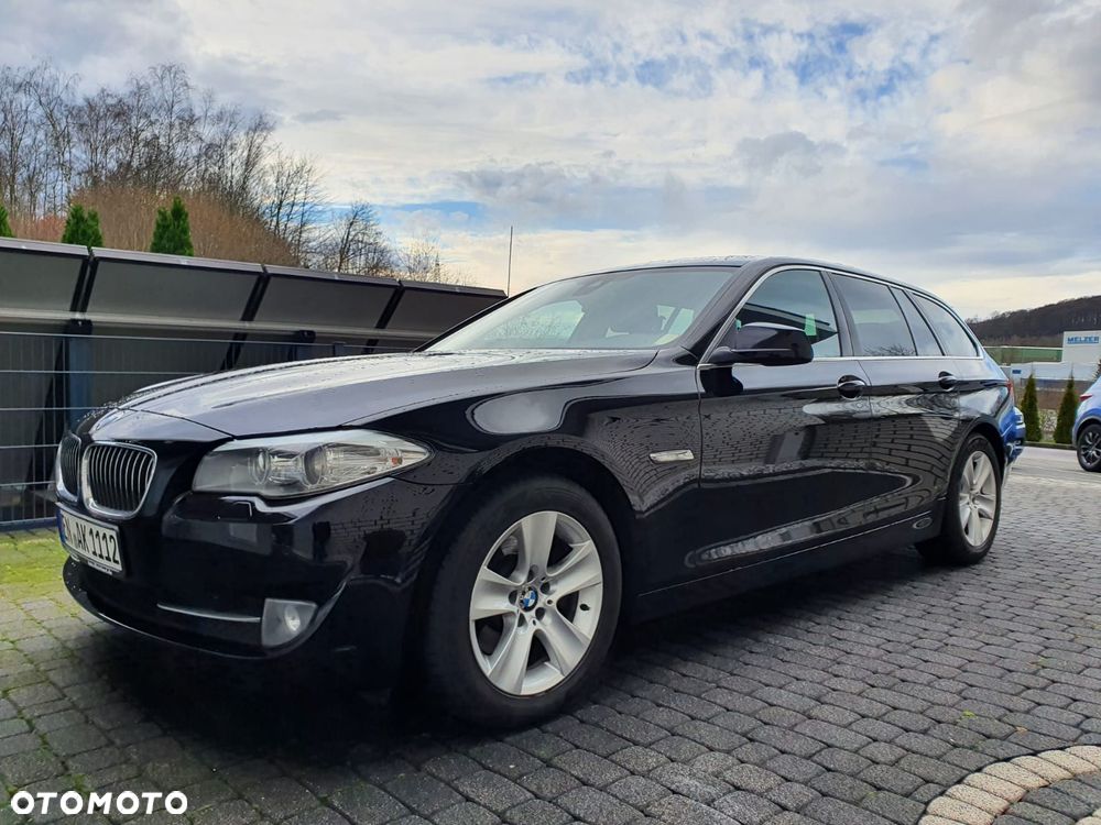 BMW Seria 5 520d Blue Performance - 1
