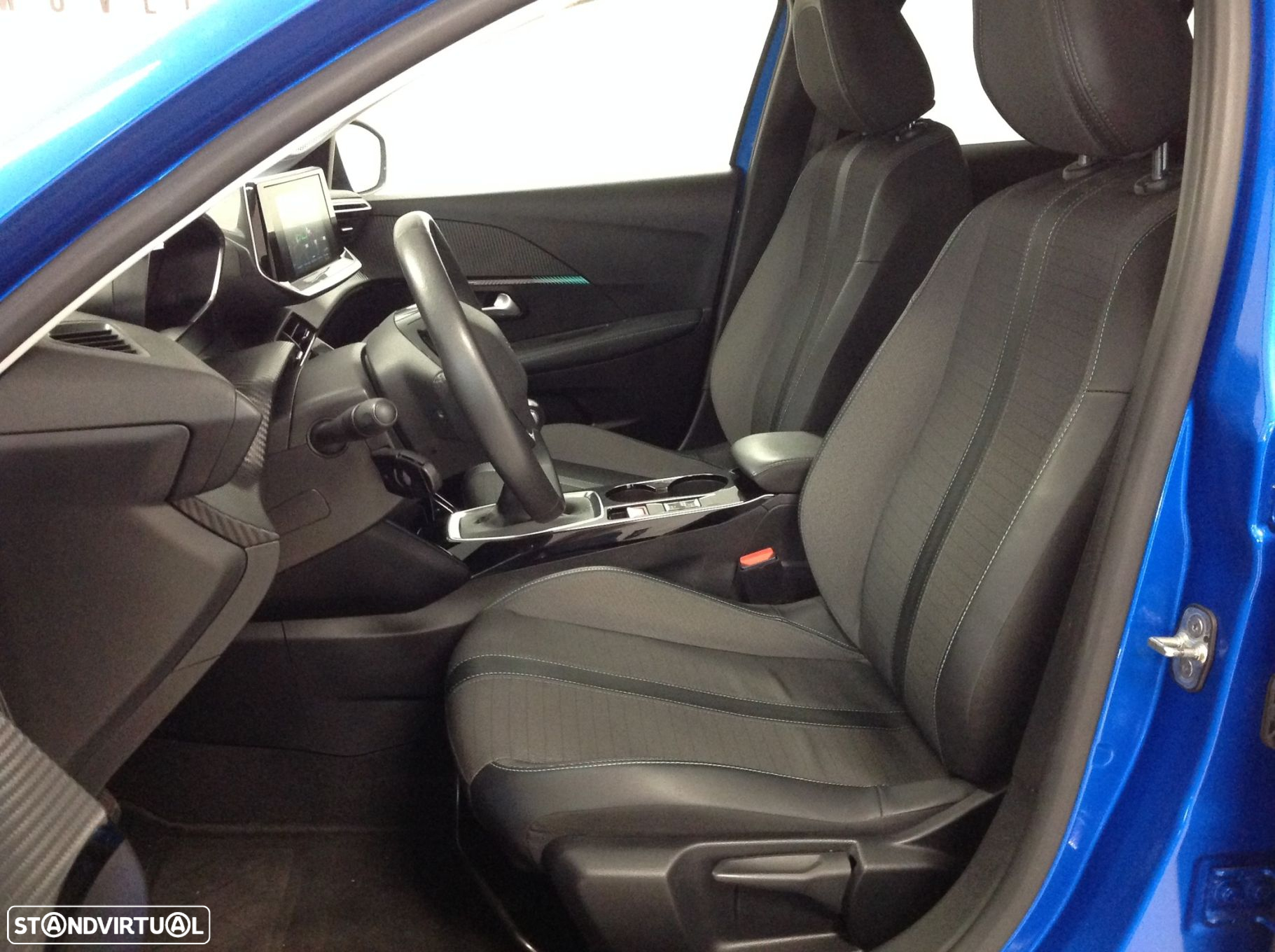 Peugeot 208 1.2 PureTech Allure - 16