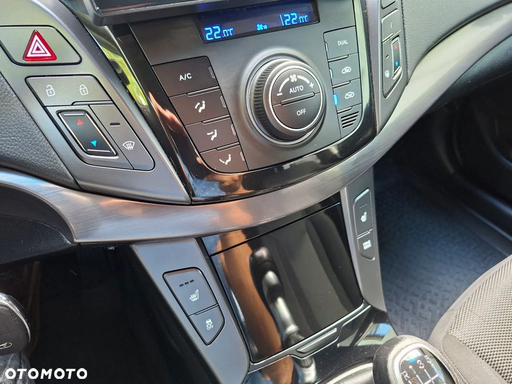Hyundai i40 Kombi 1.7 CRDi Trend - 27