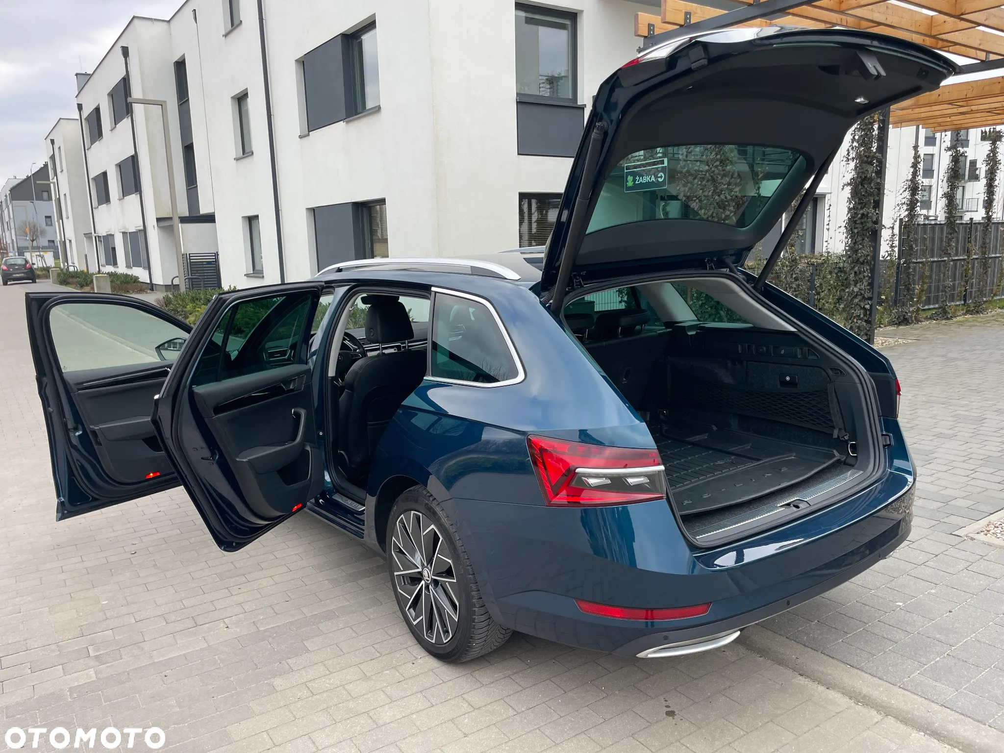 Skoda Superb 2.0 TDI 4x4 L&K DSG - 18