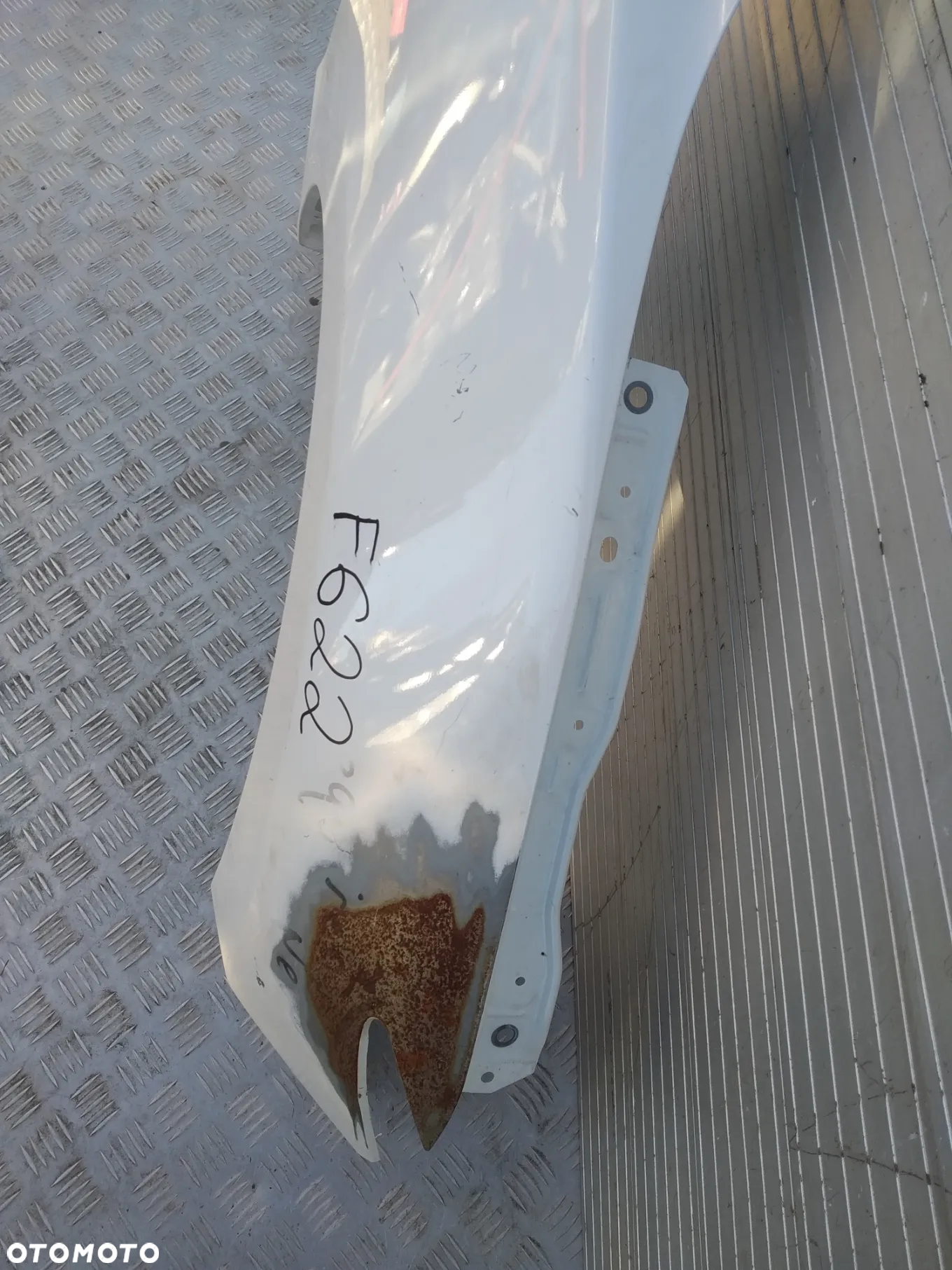 F296/F532/F622 PRAWY  BŁOTNIK MAZDA 3 2013- - 3