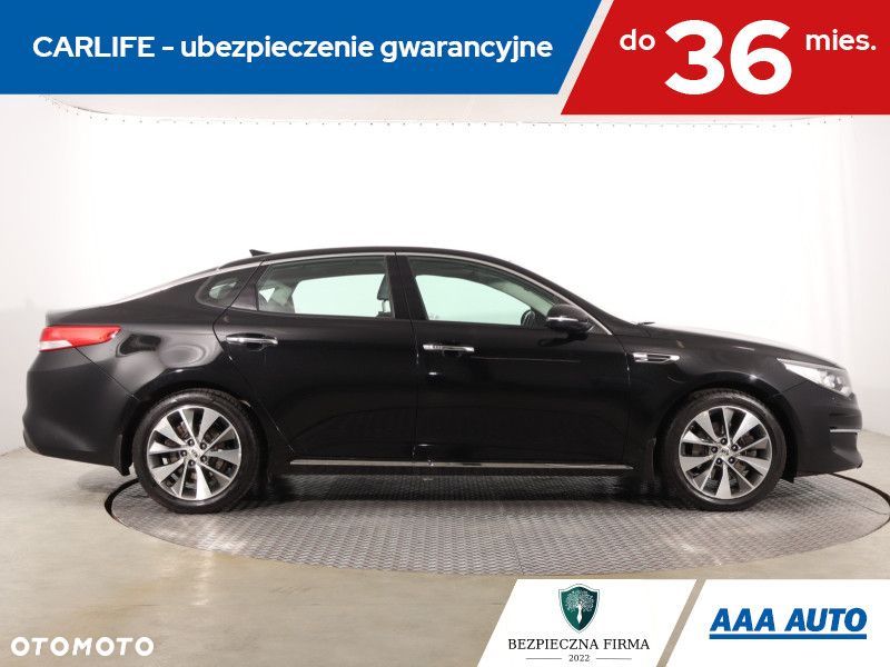 Kia Optima - 8