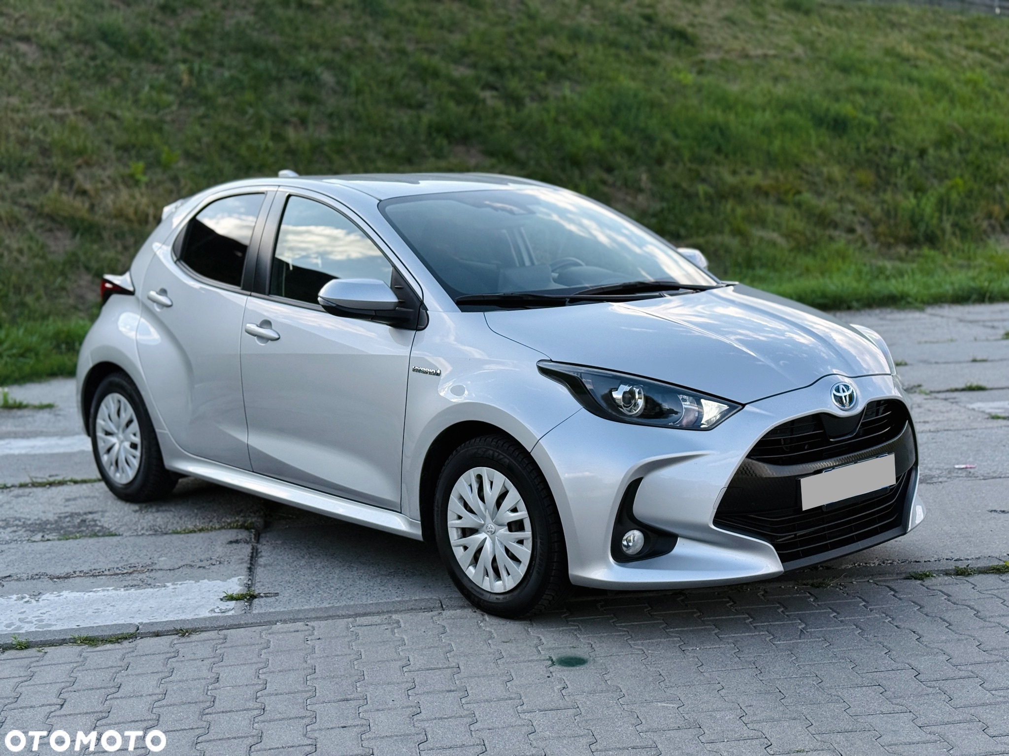 Toyota Yaris Hybrid 1.5 Active - 3