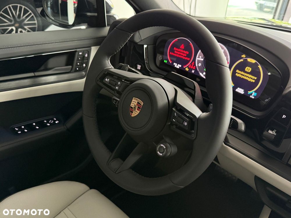 Porsche Cayenne - 21