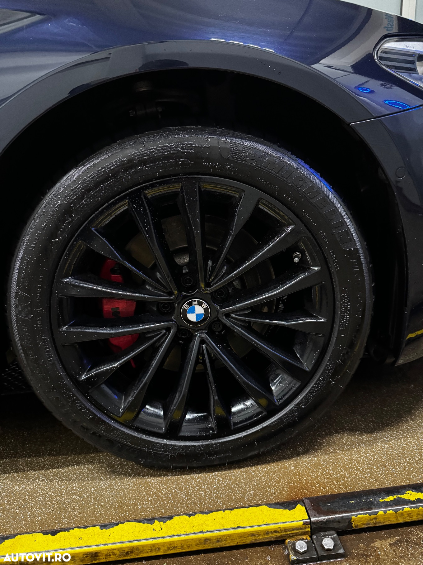BMW Seria 5 530i Aut. Luxury Line - 25