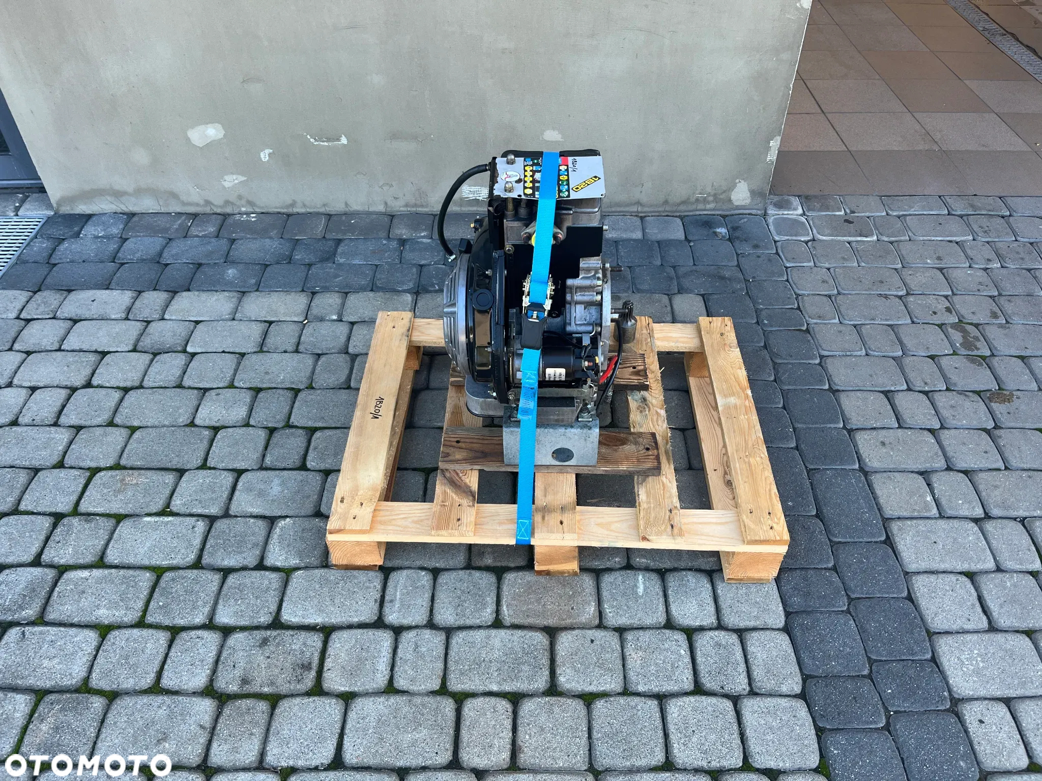 SILNIK HATZ 1B20 5609netto - 2