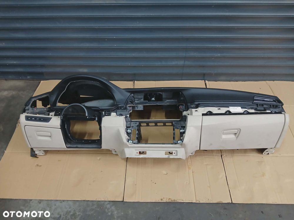 DESKA ROZDZIELCZA KONSOLA KOKPIT BMW F10 F11 SERIA 5 09-17 PODUSZKA POWIETRZNA PASAŻERA ORYGINALNA AIRBAG - 1