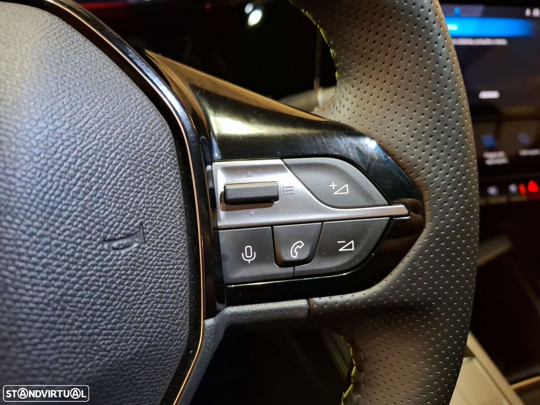 Peugeot 408 1.6 Hybrid GT e-EAT8 - 17
