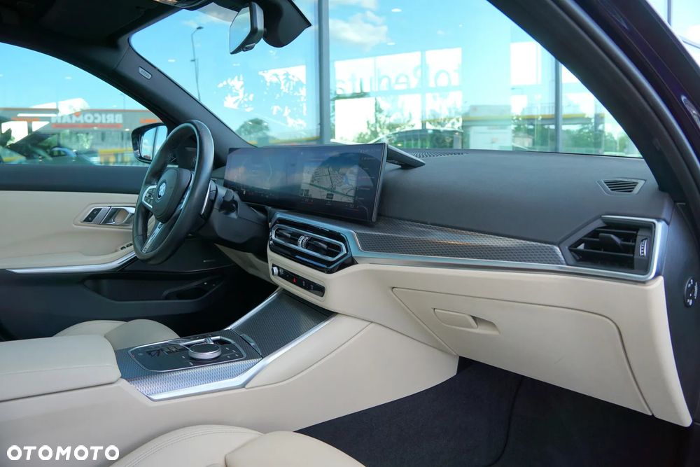 BMW Seria 3 330e PHEV M Sport - 25