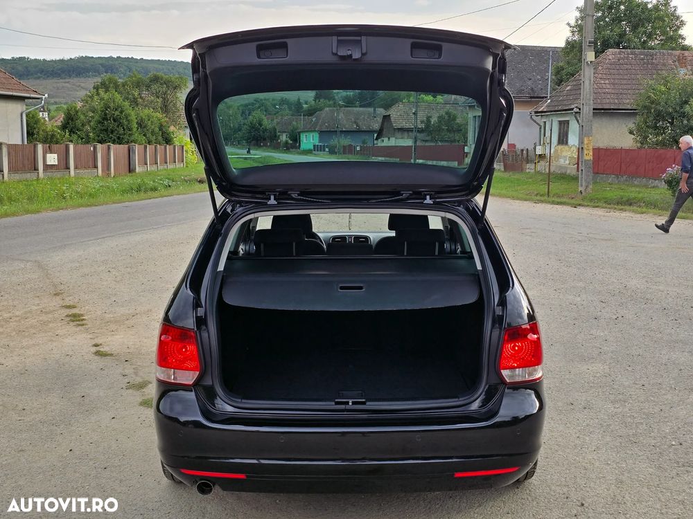 Volkswagen Golf 1.6 TDI BlueMotion Technology DPF Highline - 30