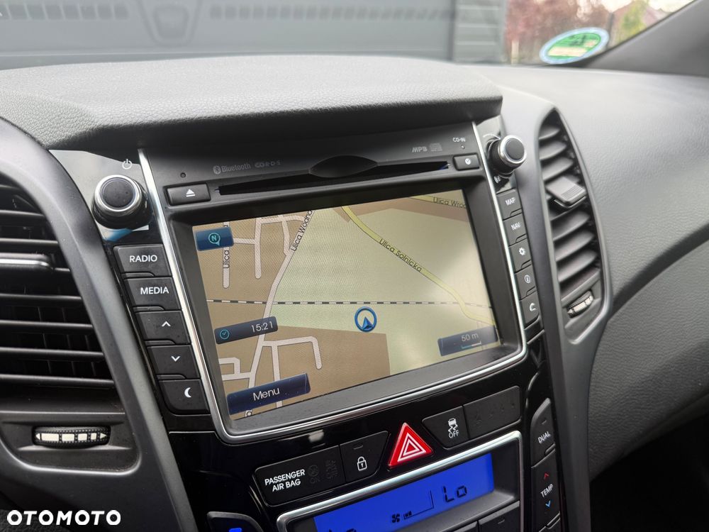 Hyundai i30 1.6 T GDI Turbo - 40