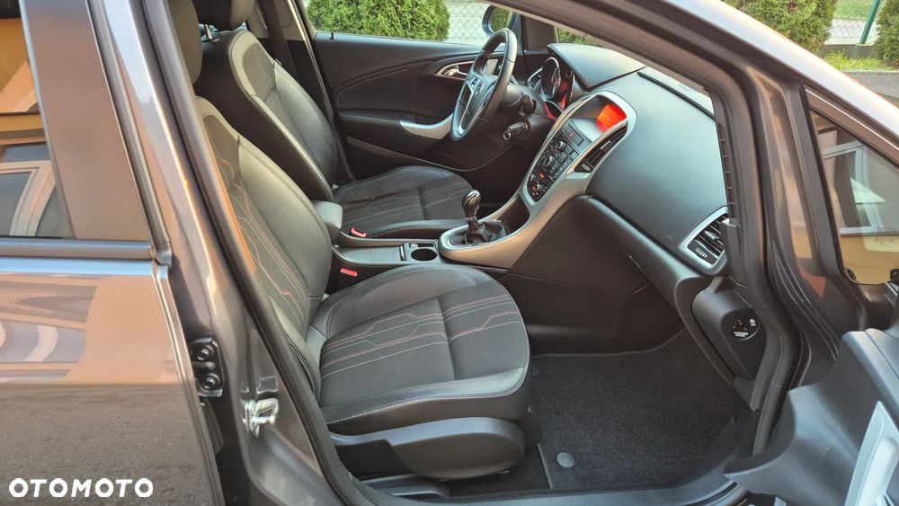 Opel Astra 1.4 Turbo - 12