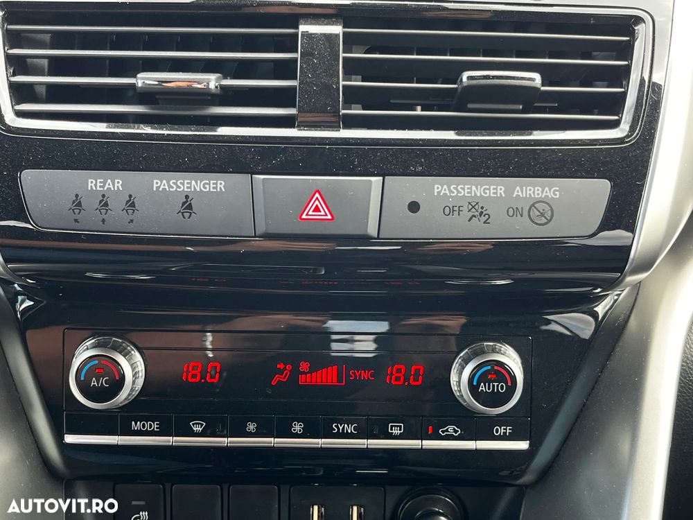 Mitsubishi Eclipse-Cross - 24