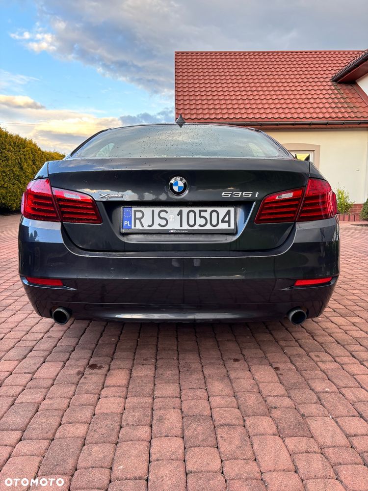 BMW Seria 5 535i xDrive Sport-Aut Luxury Line - 11