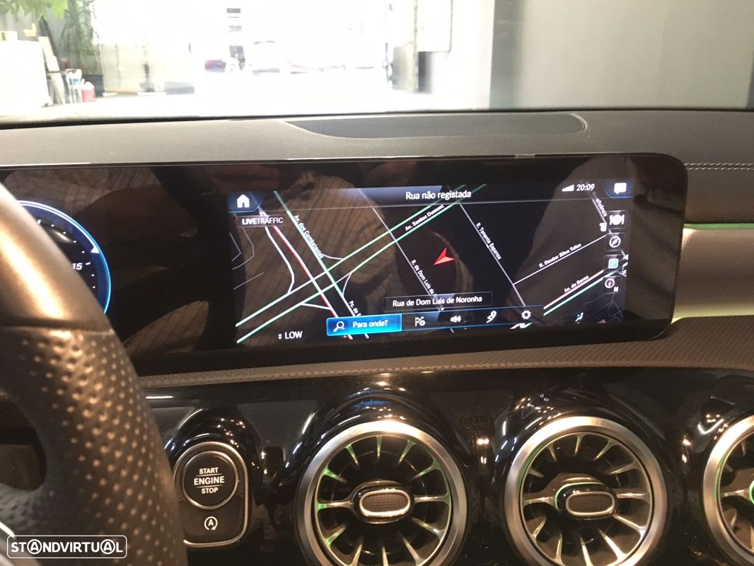 Mercedes-Benz A 180 d AMG Line - 23