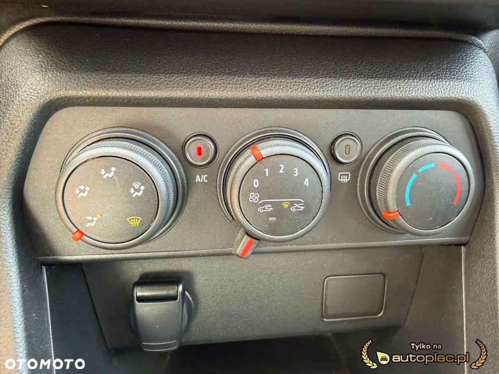 Dacia Sandero - 25