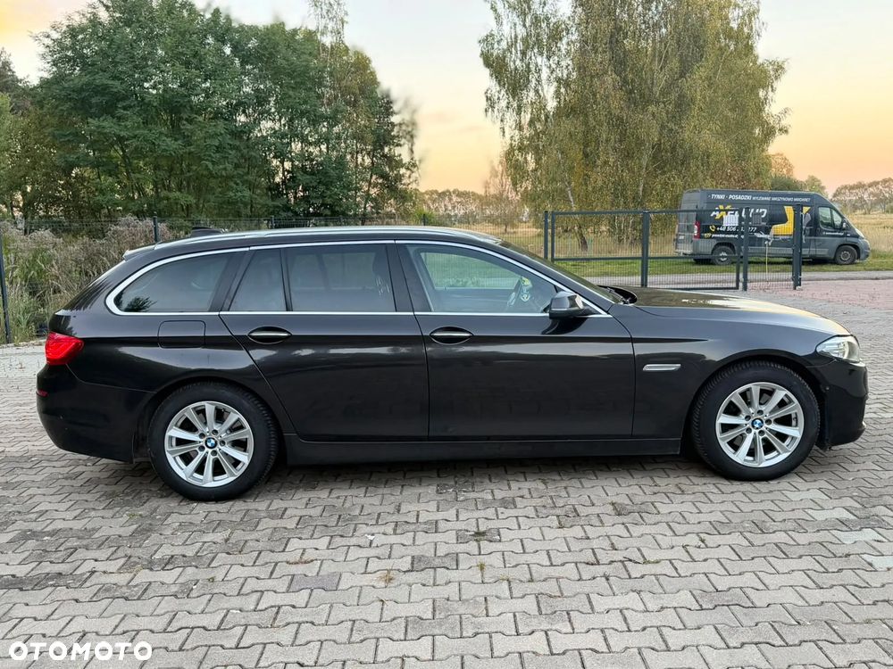 BMW Seria 5 520d Luxury Line - 25