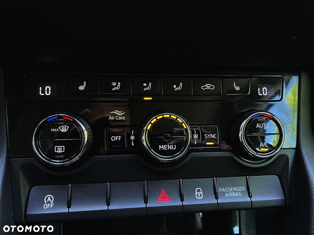 Skoda Karoq 1.6 TDI SCR DSG Ambition - 31