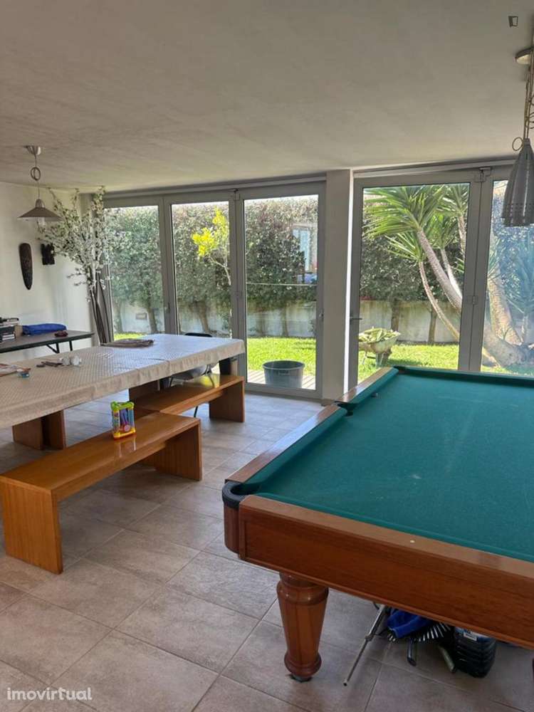 Quarto - localizado em Vila nova de gaia - Grande imagem: 5/9