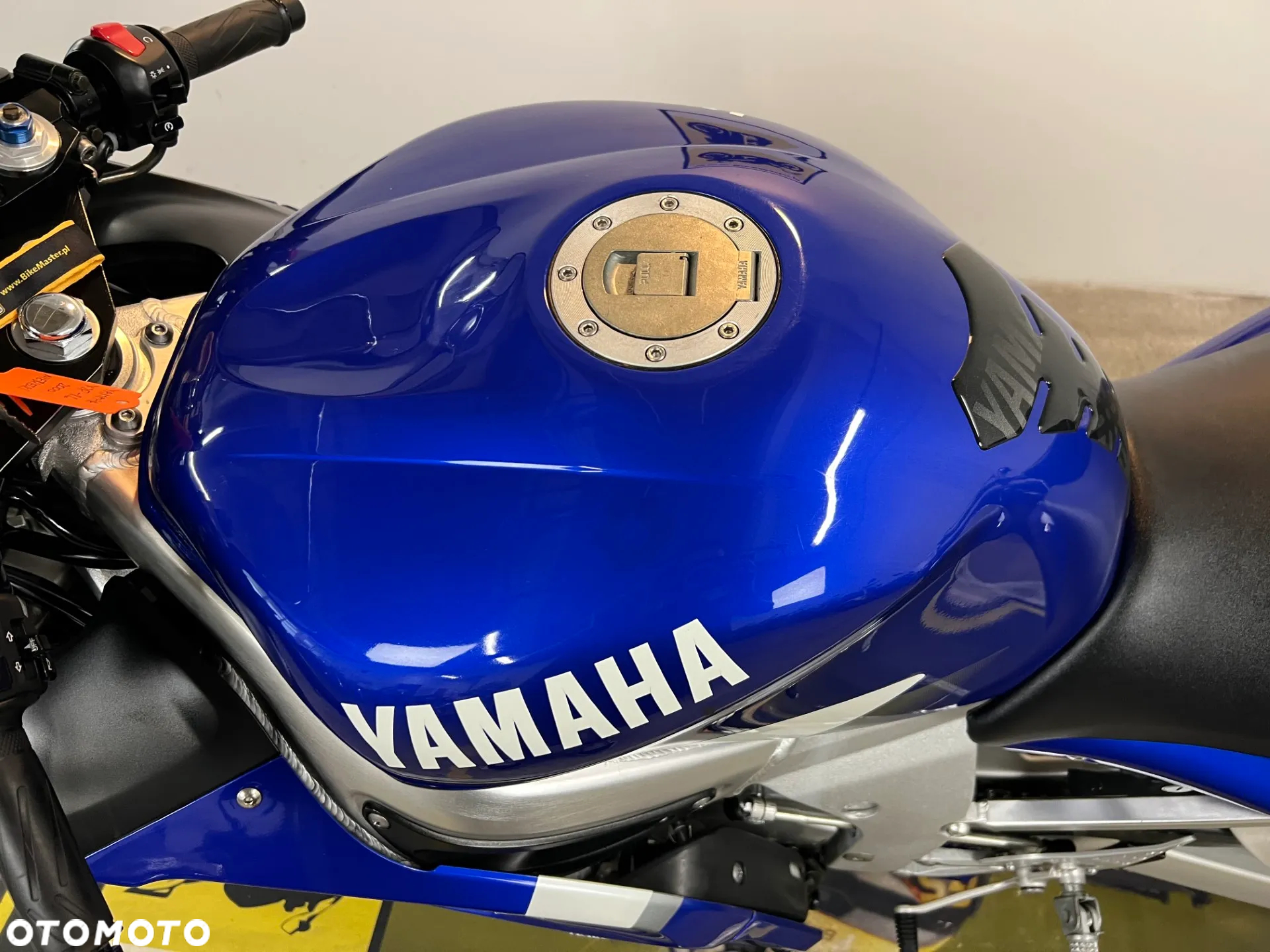 Yamaha R6 - 22