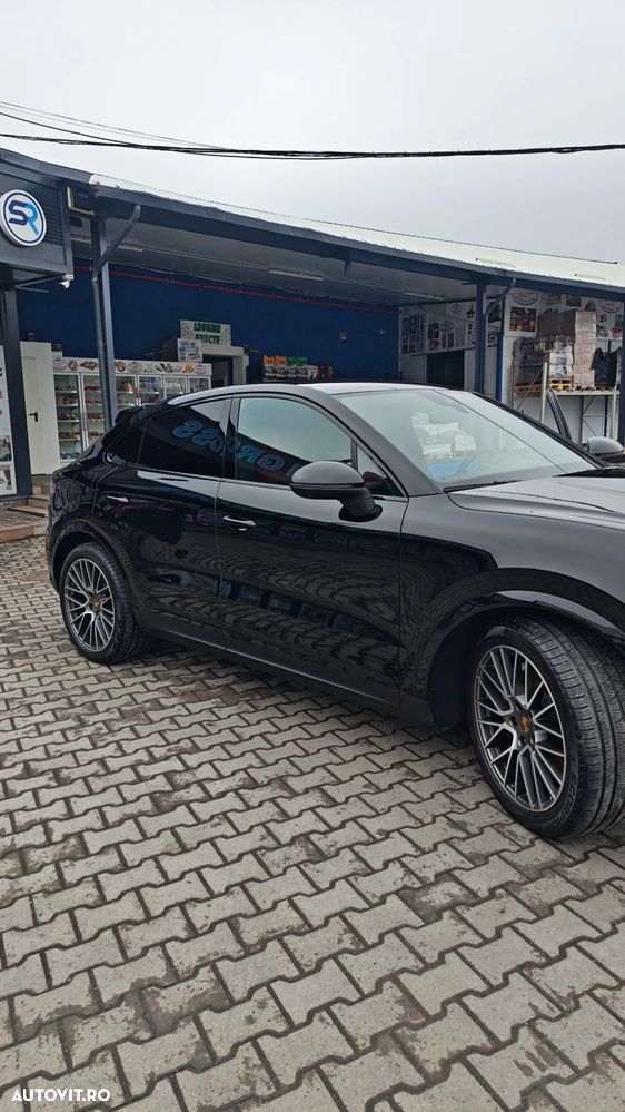 Porsche Cayenne - 23