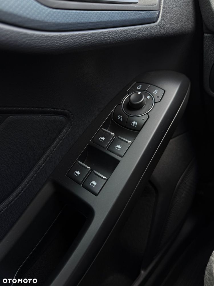 Ford Focus 1.0 EcoBoost Hybrid ACTIVE X - 14