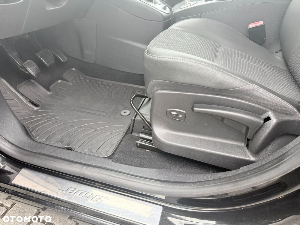 Renault Grand Scenic Gr 1.6 dCi Energy Bose Edition - 12