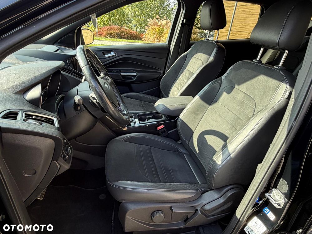 Ford Kuga 2.0 TDCi 4x4 ST-Line - 11