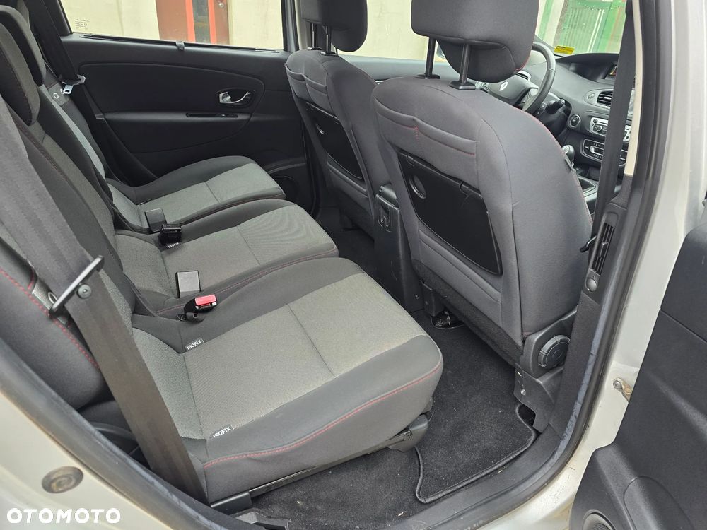 Renault Grand Scenic - 18