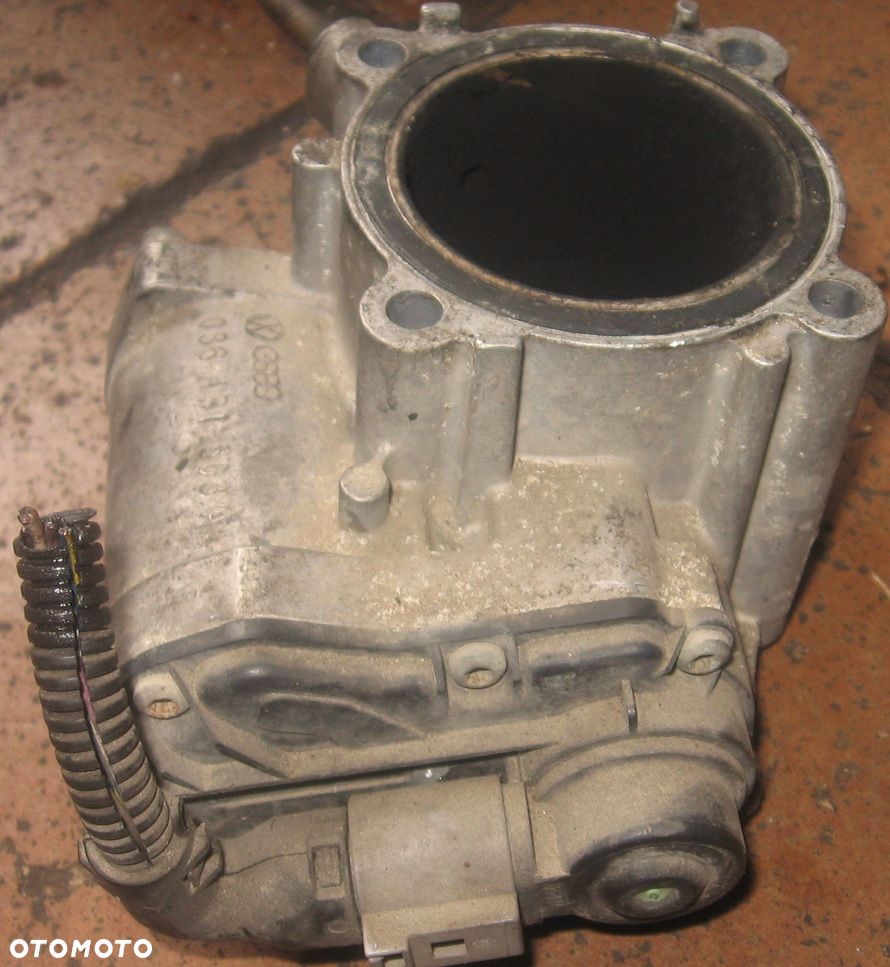 1.6 fsi GOLF IV BORA A3 przepustnica zawór egr 036131503A volkswagen AUDI